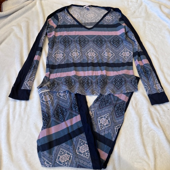 Victoria's Secret Fireside Long John Thermal Pajama Set Fairisle Vneck - Picture 2 of 6